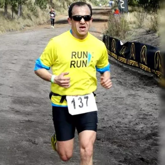 Edgar Garcia running a marathon
